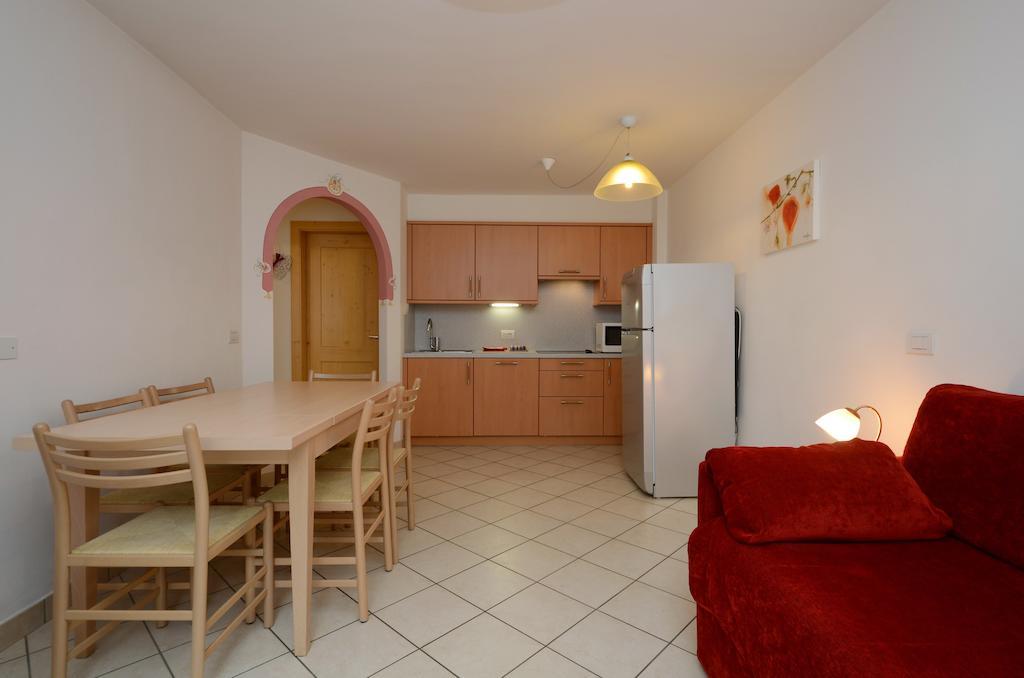 Appartamenti Maria Canazei Kamer foto